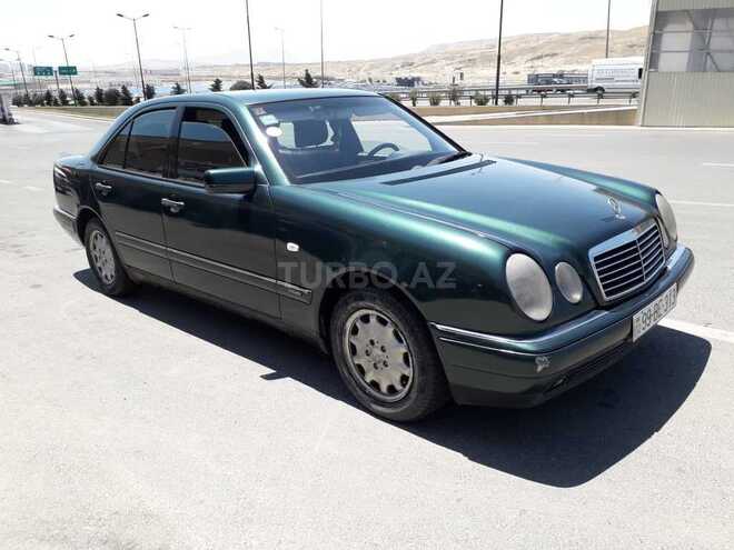 Mercedes E 240 1998, 223,000 km - 0.2 l - Bakı