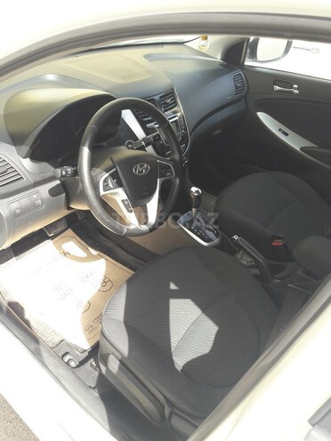 Hyundai Accent 2011, 135,500 km - 1.6 l - Bakı