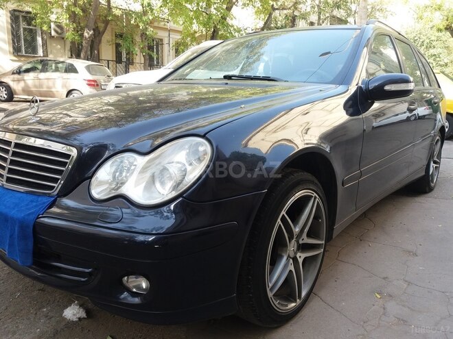 Mercedes C 220 2007, 398,999 km - 2.2 л - Bakı