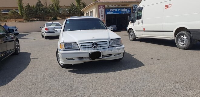Mercedes C 230 1997, 225,000 km - 2.3 л - Bakı