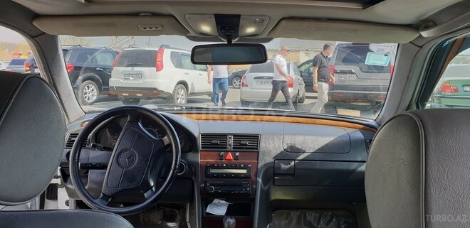 Mercedes C 230 1997, 225,000 km - 2.3 л - Bakı