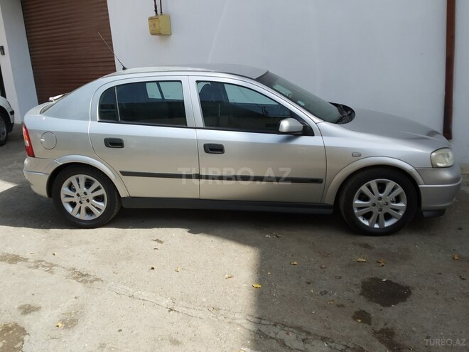 Opel Astra 2000, 220,000 km - 1.6 л - Bakı