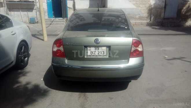 Volkswagen Passat 2002, 235,000 km - 2.8 l - Bakı