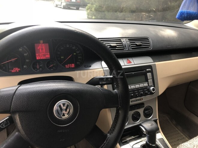 Volkswagen Passat 2006, 215,000 km - 2.0 л - Bakı