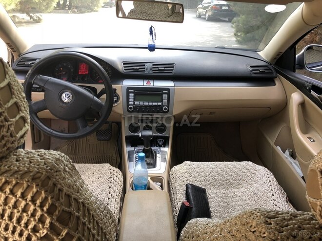 Volkswagen Passat 2006, 215,000 km - 2.0 л - Bakı