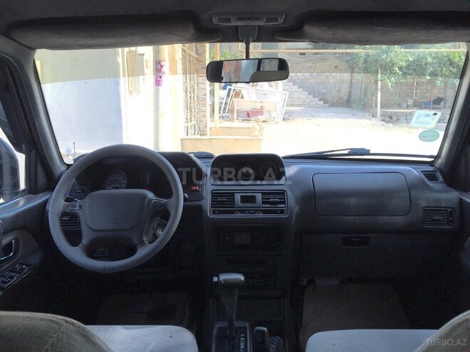 Mitsubishi Pajero 1996, 267,500 km - 2.8 l - Bakı