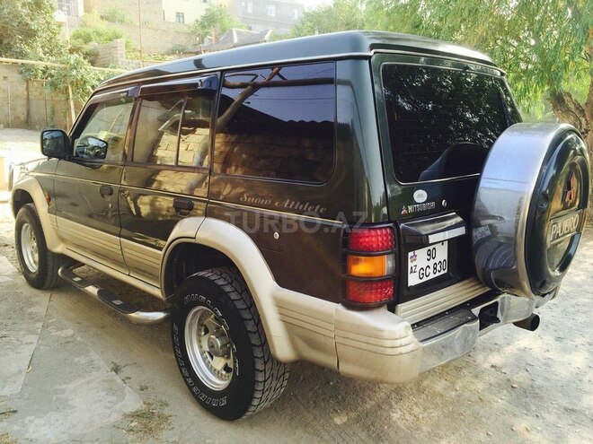 Mitsubishi Pajero 1996, 267,500 km - 2.8 l - Bakı