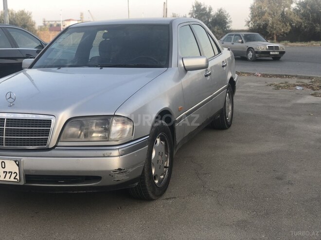 Mercedes C 220 1995, 420,000 km - 2.2 л - Bakı
