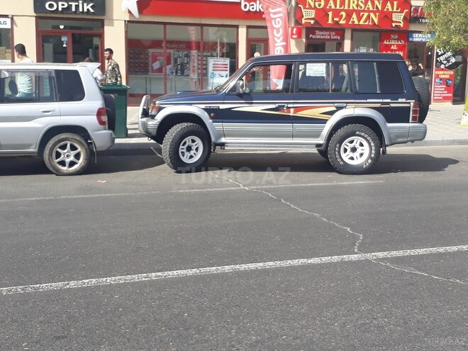 Mitsubishi Pajero 1997, 165,000 km - 2.8 л - Sumqayıt
