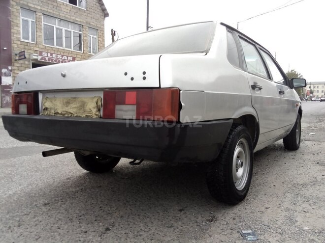LADA (VAZ) 2109 2004, 130,000 km - 1.6 l - Quba