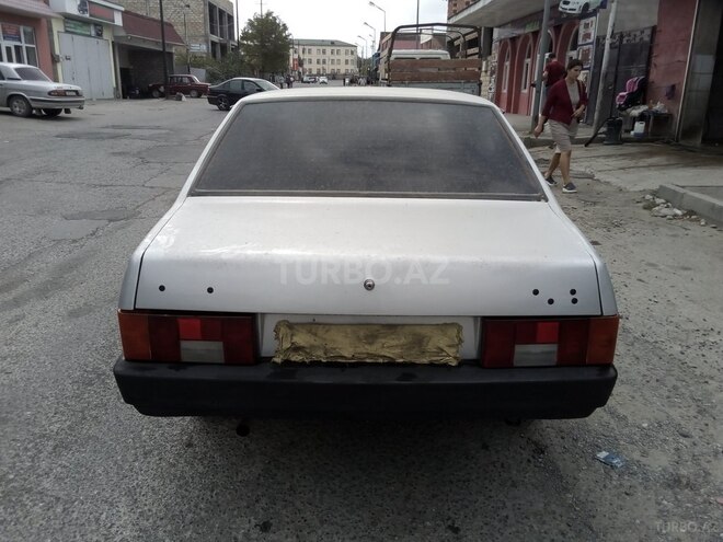 LADA (VAZ) 2109 2004, 130,000 km - 1.6 l - Quba