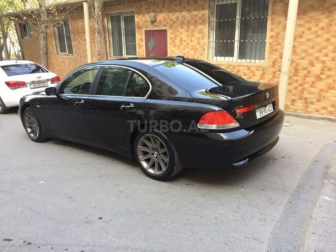 BMW 745 2004, 230,000 km - 4.4 l - Bakı