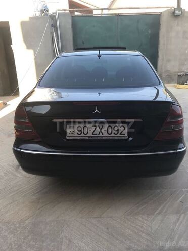 Mercedes E 220 2003, 223,280 km - 2.2 l - Bakı