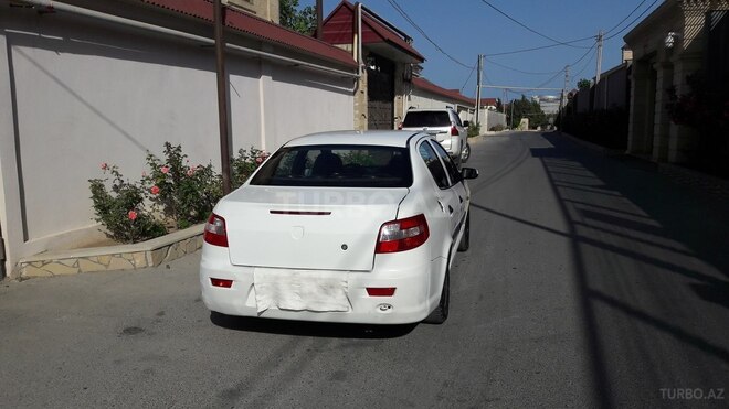Iran Khodro Runna 2015, 172,000 km - 1.6 l - Bakı
