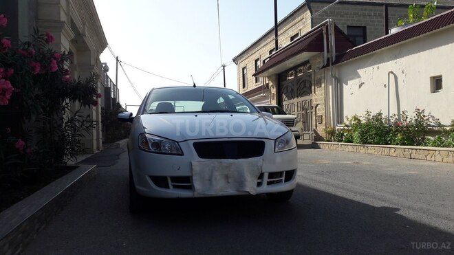 Iran Khodro Runna 2015, 172,000 km - 1.6 l - Bakı