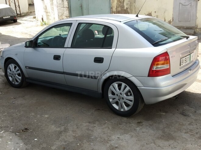 Opel Astra 2000, 210,000 km - 1.6 l - Bakı
