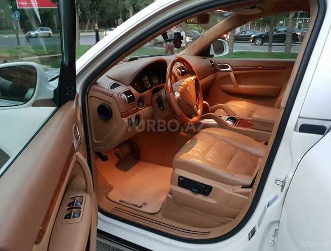Porsche Cayenne 2006, 97,000 km - 3.2 l - Bakı