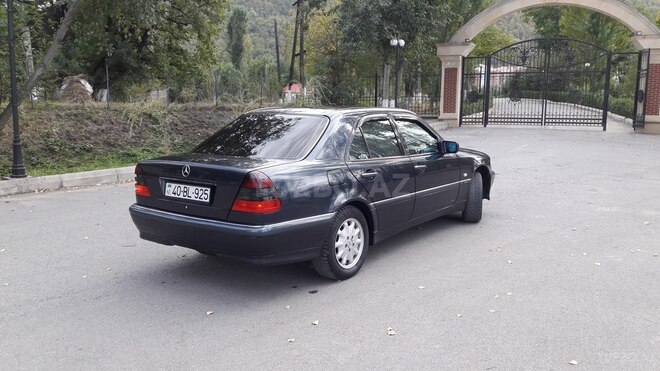 Mercedes C 180 1998, 337,000 km - 1.8 л - Quba