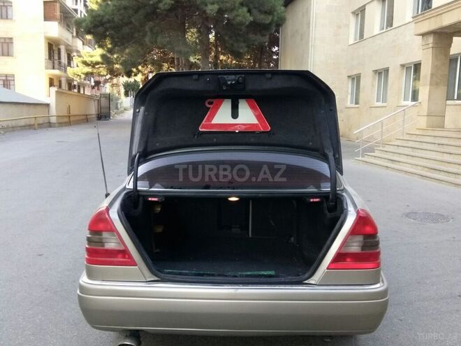 Mercedes C 180 1994, 325,632 km - 1.8 l - Bakı