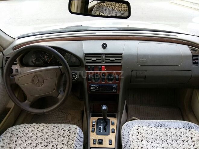 Mercedes C 180 1994, 325,632 km - 1.8 l - Bakı