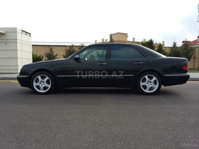 Mercedes E 280 2000, 300,000 km - 2.8 l - Bakı
