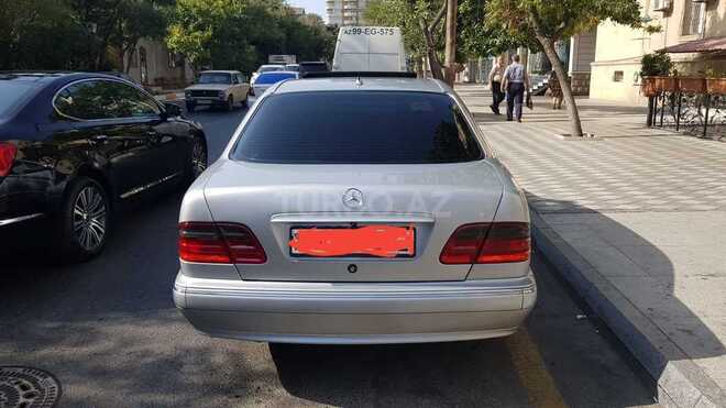 Mercedes E 200 2000, 248,000 km - 2.0 l - Bakı