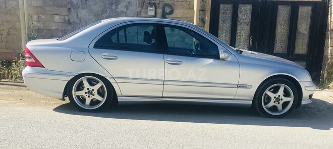 Mercedes C 240 2001, 295,000 km - 2.6 л - Bakı