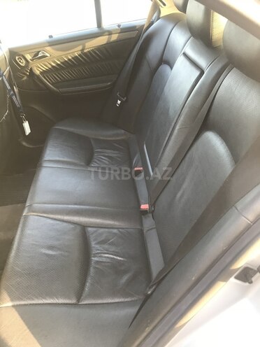 Mercedes C 240 2001, 295,000 km - 2.6 л - Bakı