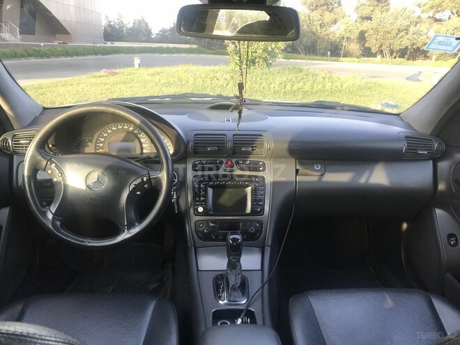 Mercedes C 240 2001, 295,000 km - 2.6 л - Bakı