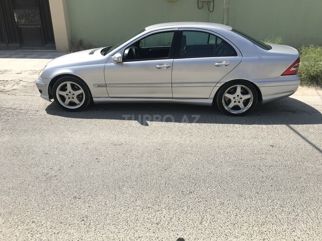 Mercedes C 240 2001, 295,000 km - 2.6 л - Bakı
