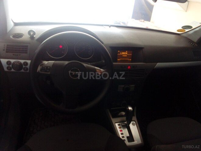 Opel Astra 2006, 234,000 km - 2.0 l - Bakı