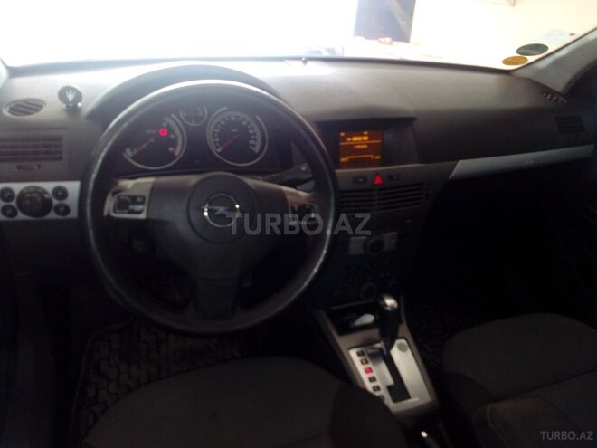Opel Astra 2006, 234,000 km - 2.0 l - Bakı