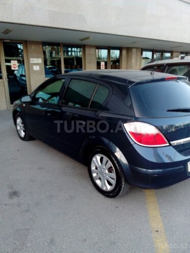 Opel Astra 2006, 234,000 km - 2.0 l - Bakı