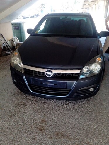 Opel Astra 2006, 234,000 km - 2.0 l - Bakı