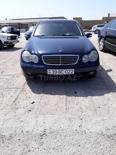 Mercedes C 200 2001, 195,000 km - 0.2 л - Sumqayıt