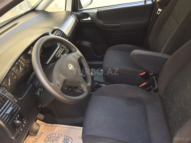 Opel Zafira 1999, 234,000 km - 1.8 л - Bakı