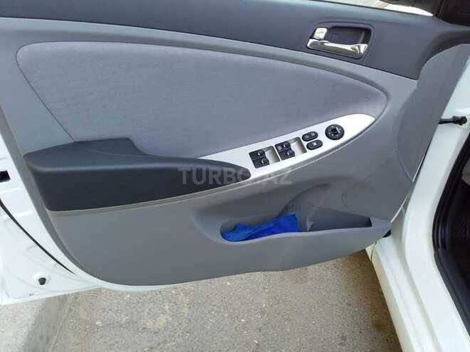 Hyundai Accent 2013, 79,000 km - 1.6 l - Bakı