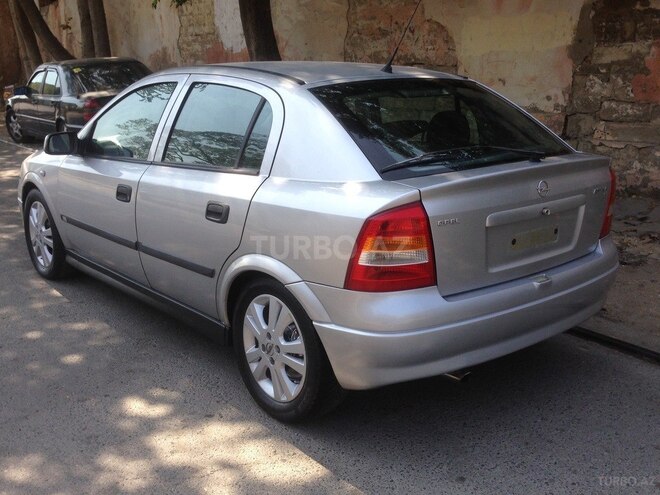 Opel Astra 2000, 225,000 km - 1.6 l - Bakı