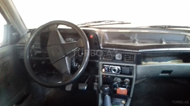 Opel Omega 1988, 350,000 km - 1.2 l - Gəncə