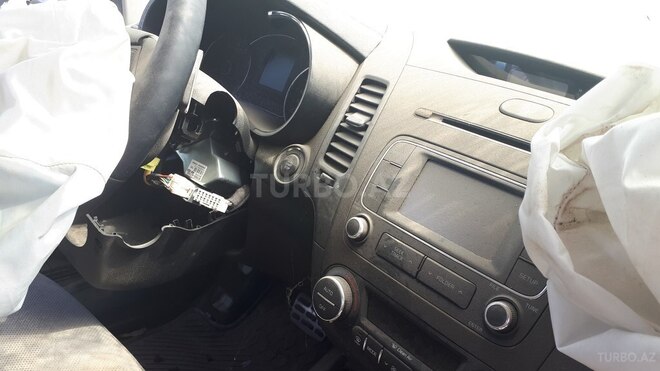 Kia Cerato 2013, 9,000 km - 2.0 l - Bakı