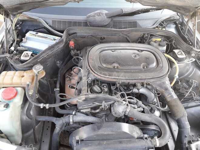 Mercedes 190 1990, 37,000 km - 0.2 l - Qobustan