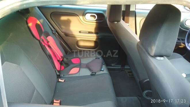 MG 3 2011, 70,000 km - 1.3 l - Bakı