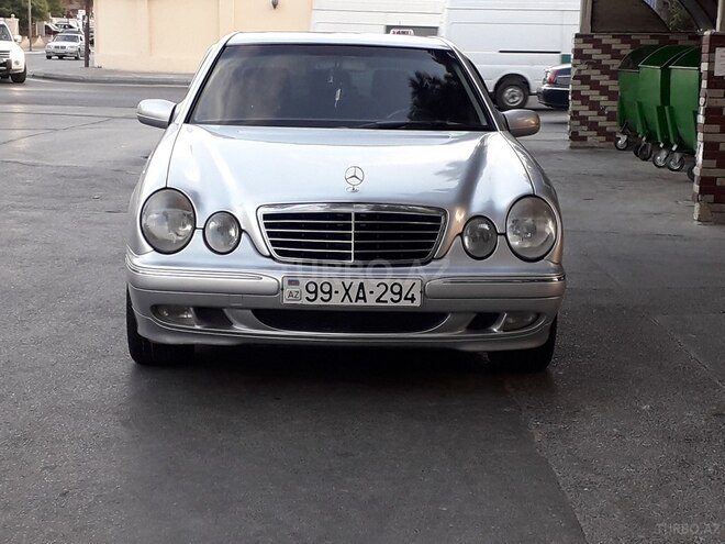 Mercedes E 270 2001, 230,000 km - 2.7 l - Bakı