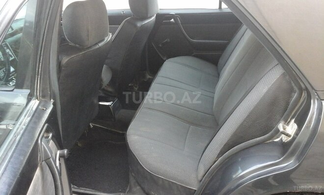 Mercedes E 230 1989, 240,000 km - 2.3 l - Bakı