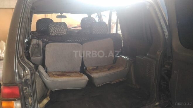 Mitsubishi Pajero 1993, 438,090 km - 2.5 l - Qazax