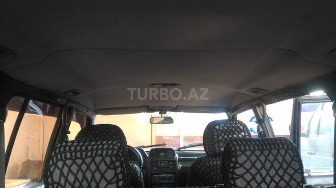 Mitsubishi Pajero 1993, 438,090 km - 2.5 l - Qazax
