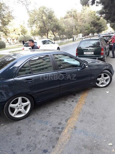 Mercedes C 200 2001, 195,000 km - 2.0 л - Sumqayıt