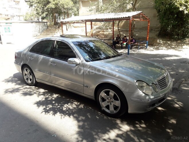 Mercedes E 220 2002, 360,000 km - 2.2 l - Bakı