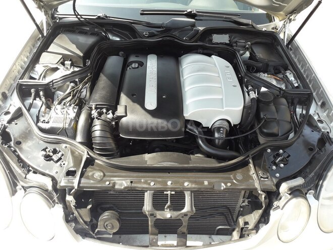 Mercedes E 220 2002, 360,000 km - 2.2 l - Bakı
