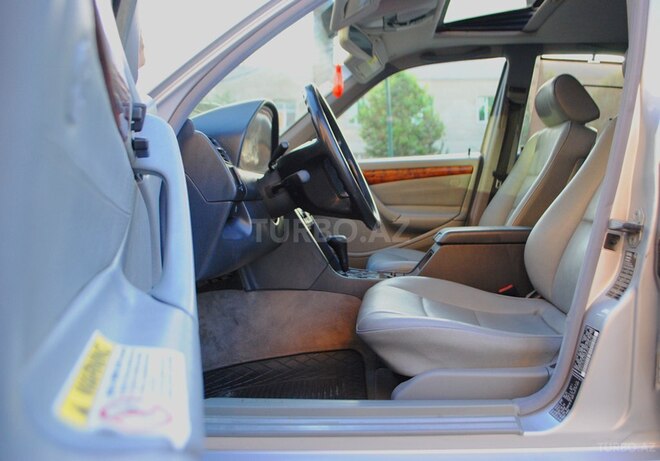Mercedes C 230 1997, 140,000 km - 2.3 l - İmişli